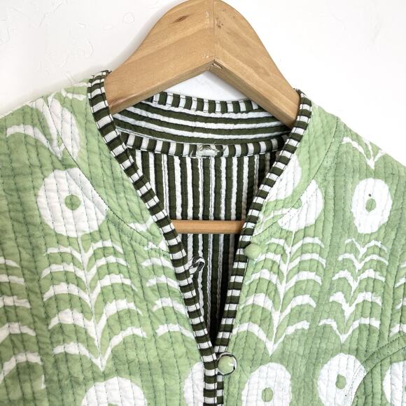 Reversible Quilted Button Front Jacket Womens Small Green Floral Striped - Picture 2 of 6